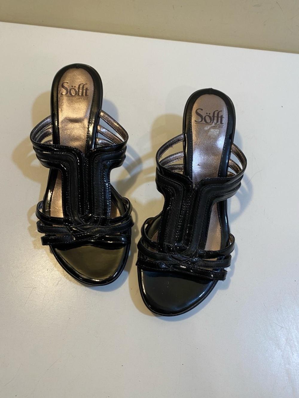 SOFFT Black Patent Strappy Mule WEDGE Sandals Sz 7M - Picture 4 of 12